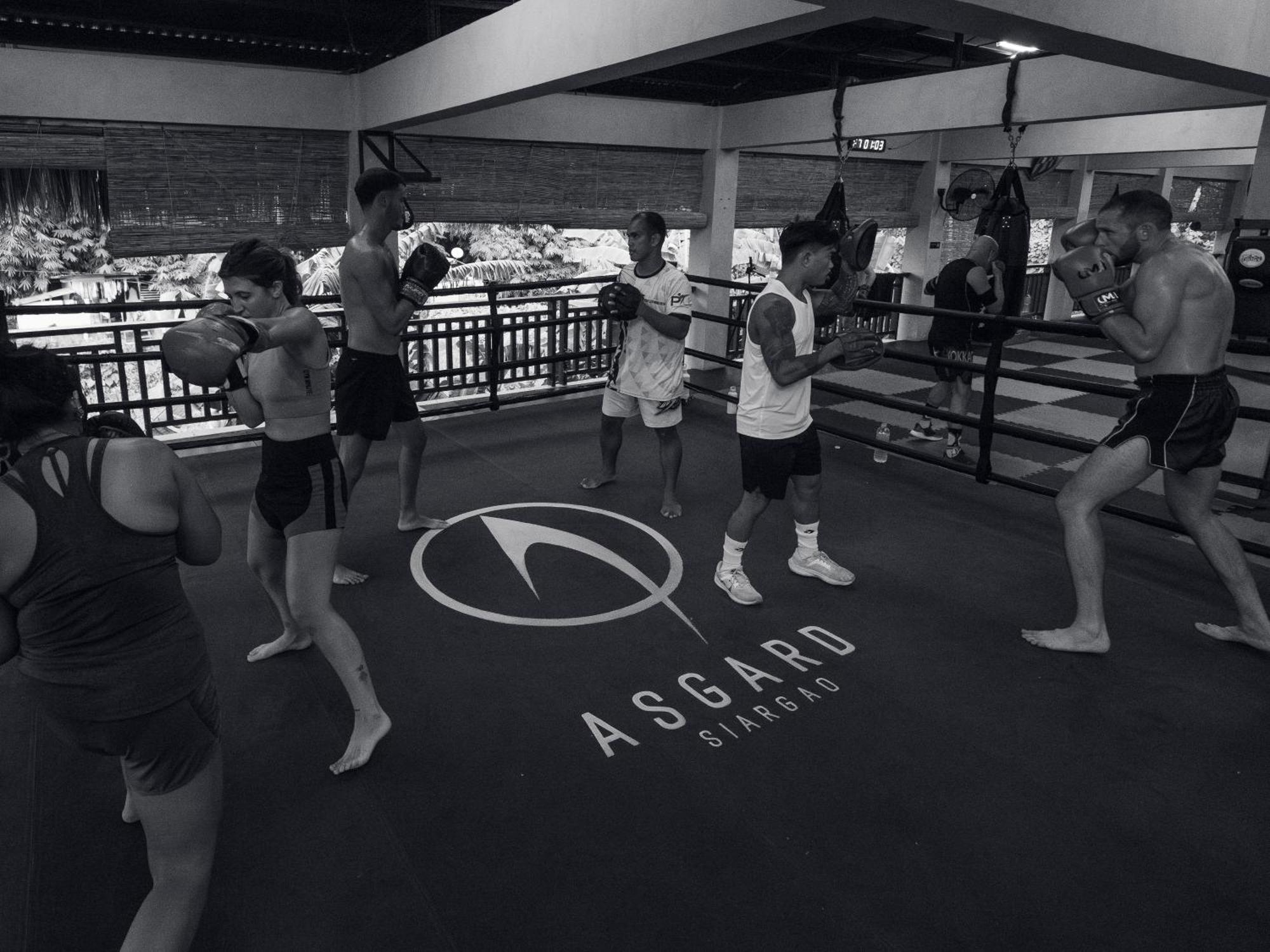 Asgard Resort & Mma Gym General Luna  Exterior photo